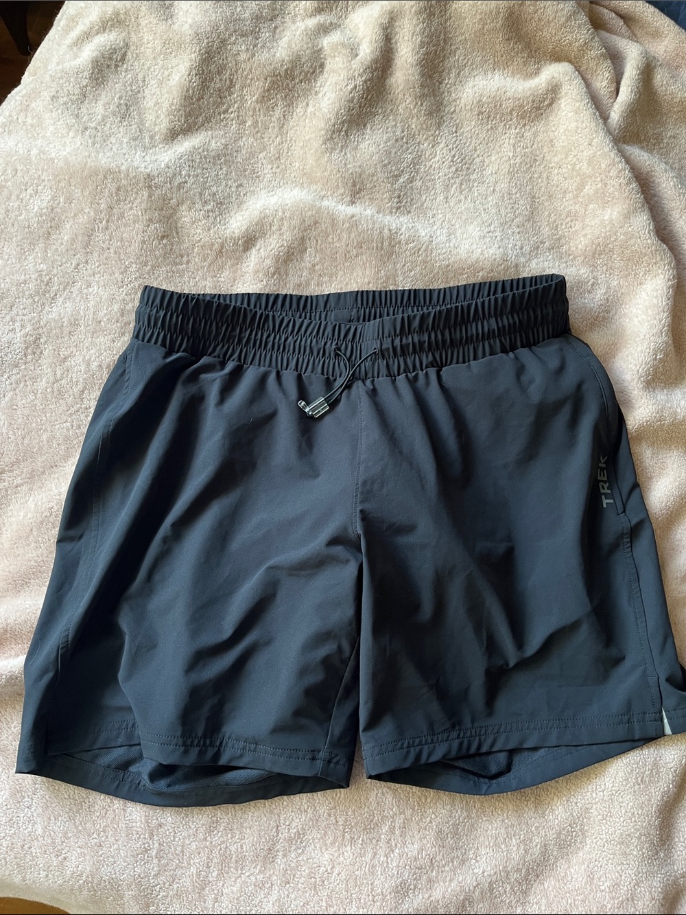 TREK padded biking shorts (size M)
